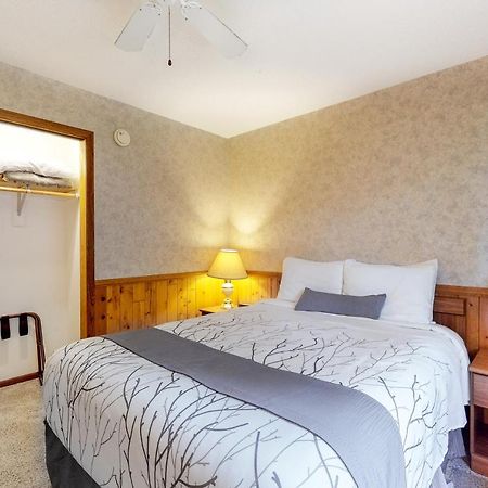 Chanticleer Inn: Villa 8 Eagle River Exteriér fotografie